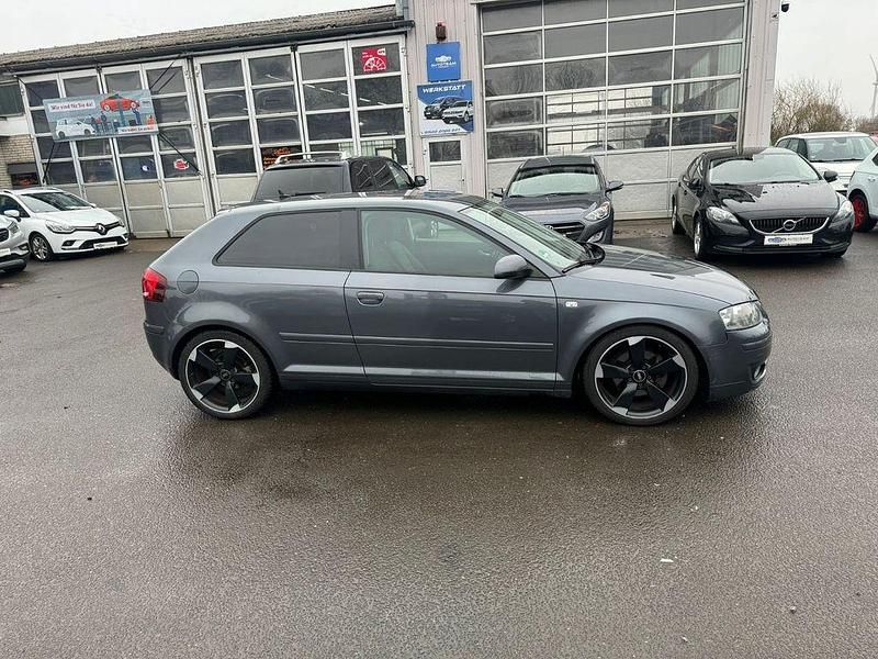 Gebraucht Audi A3 Attraction 160 PS (117 kW) 2007 Grau Kleinwagen