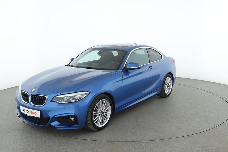 Blau Gebraucht 2019 BMW 225 M Sport Coupé | 25.380 € (Guter Preis) - Bild 1/3