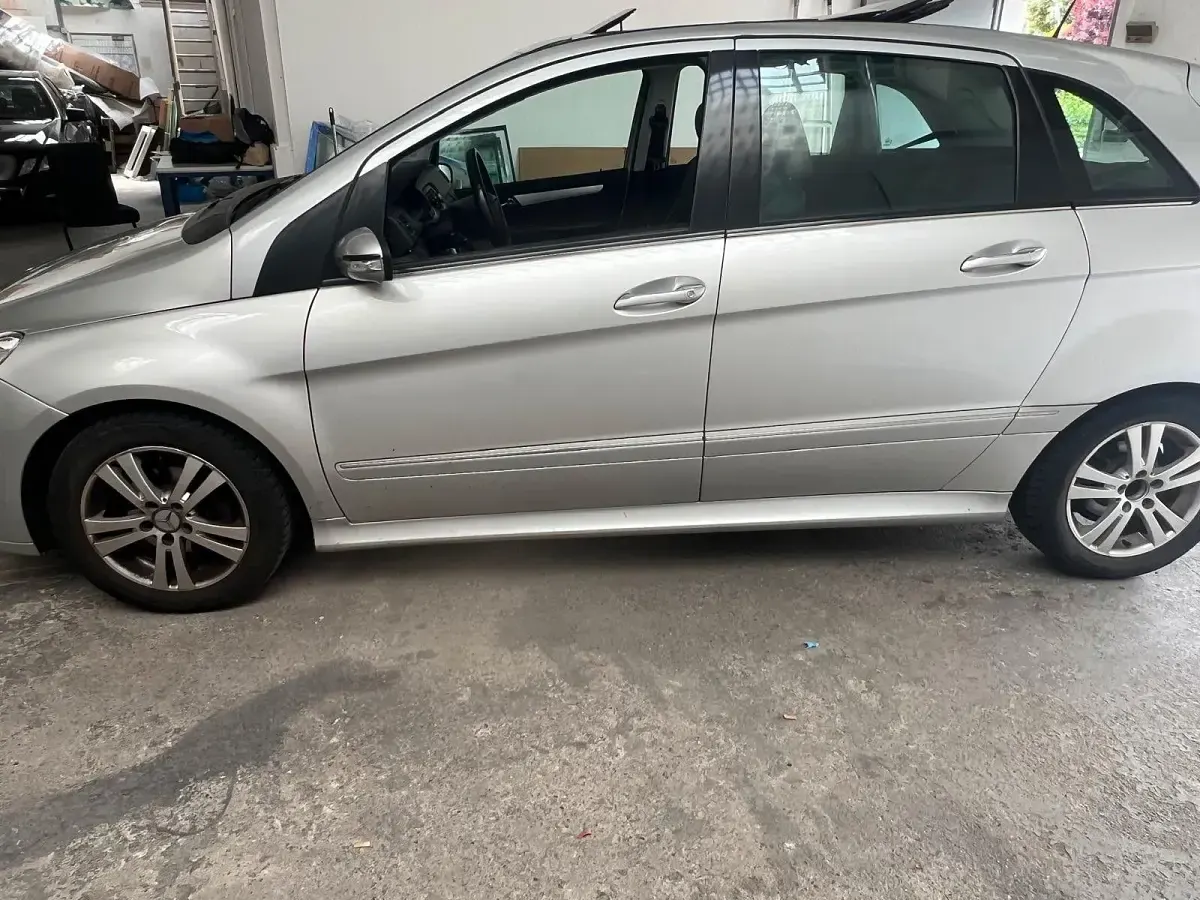 Gebraucht Mercedes B170 116 PS (85 kW) 2006 Silber Van / Kleinbus