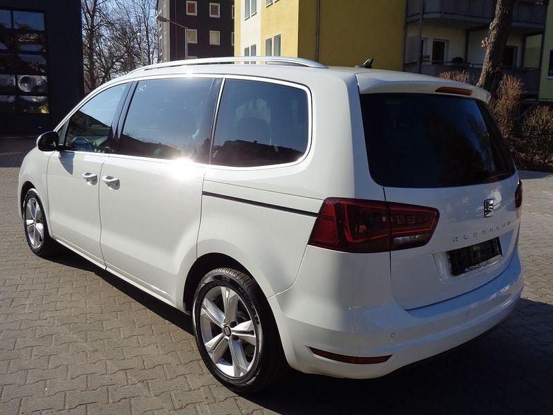 Gebraucht Seat Alhambra 184 PS (135 kW) 2016 Weiß Van / Kleinbus