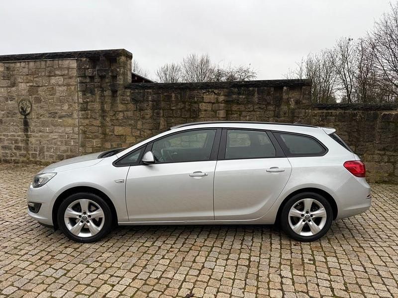 Gebraucht Opel Astra Eco 110 PS (80 kW) 2015 Silber Kombi