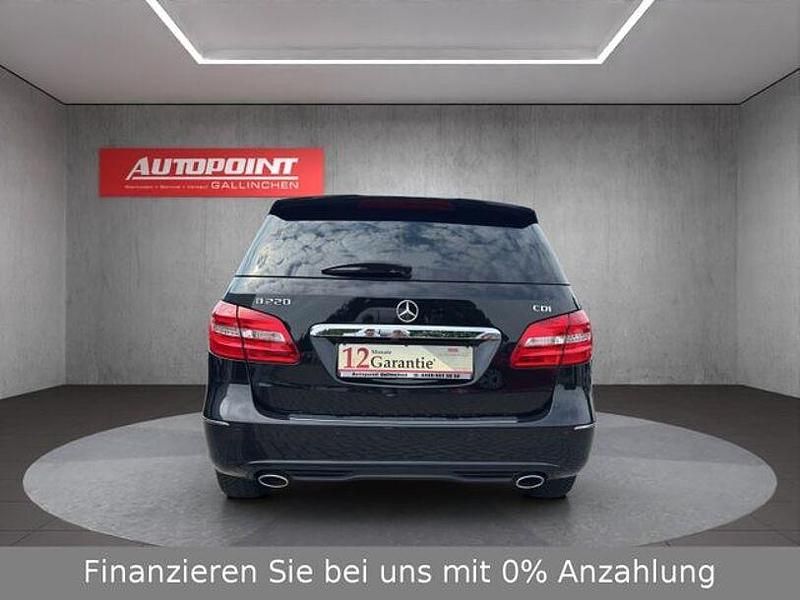 Gebraucht Mercedes B220 170 PS (125 kW) 2014 Schwarz Van / Kleinbus