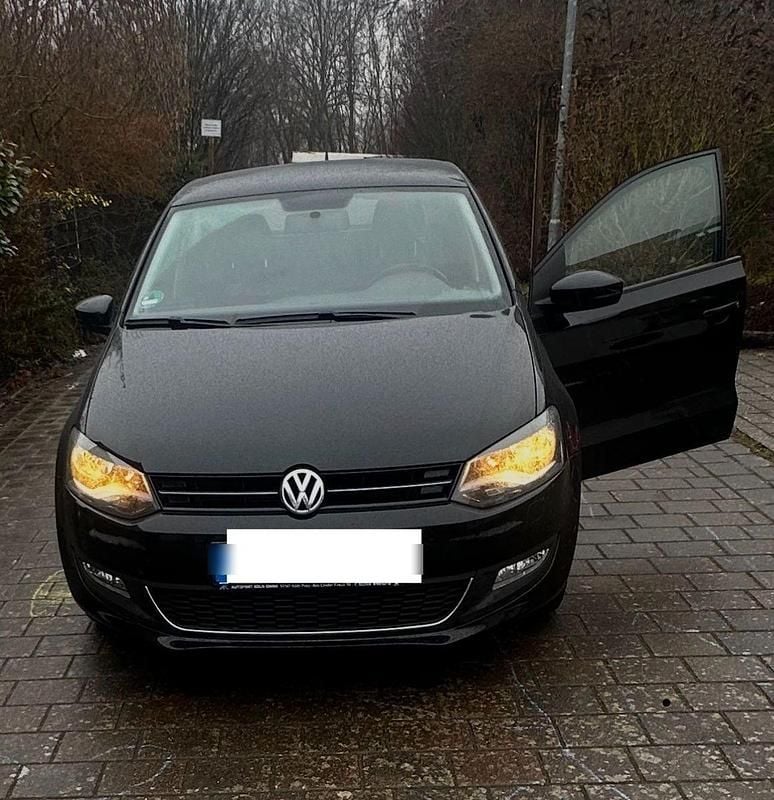 Gebraucht VW Polo 90 PS (66 kW) 2013 Schwarz Kleinwagen