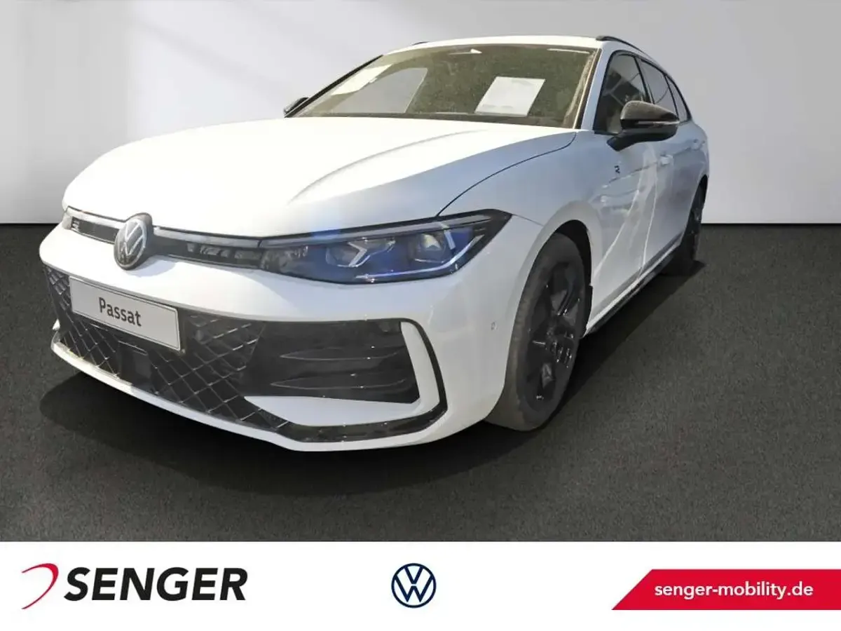 Gebraucht VW Passat R-line 150 PS (110 kW) 2026 Kombi