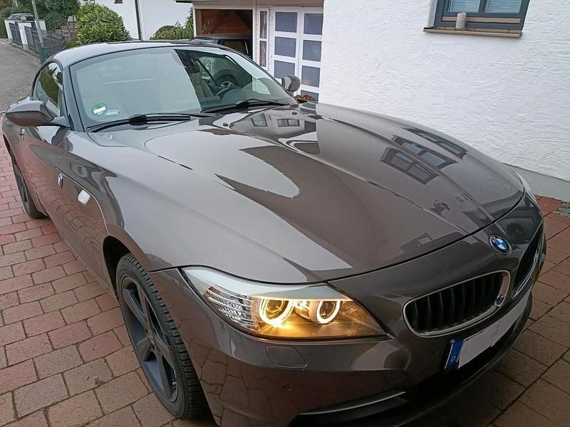Gebraucht BMW Z4 Sport Line 204 PS (150 kW) 2012 Braun Cabrio