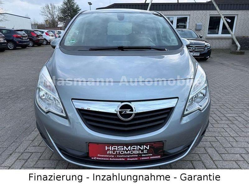 Gebraucht Opel Meriva Active 140 PS (102 kW) 2013 Silber Van / Kleinbus