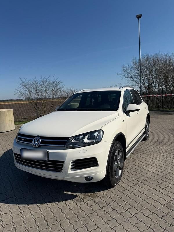 Gebraucht VW Touareg 204 PS (150 kW) 2011 Weiß SUV