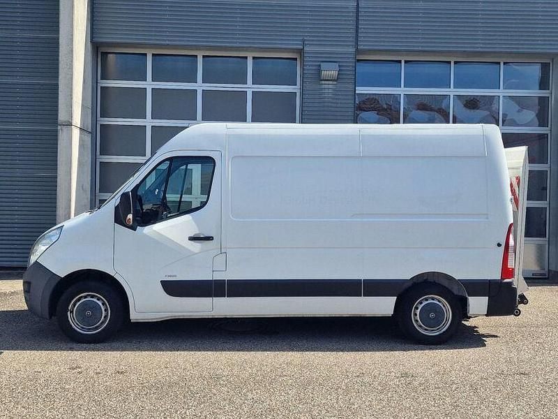 Gebraucht Opel Movano 131 PS (96 kW) 2018 Weiß Van