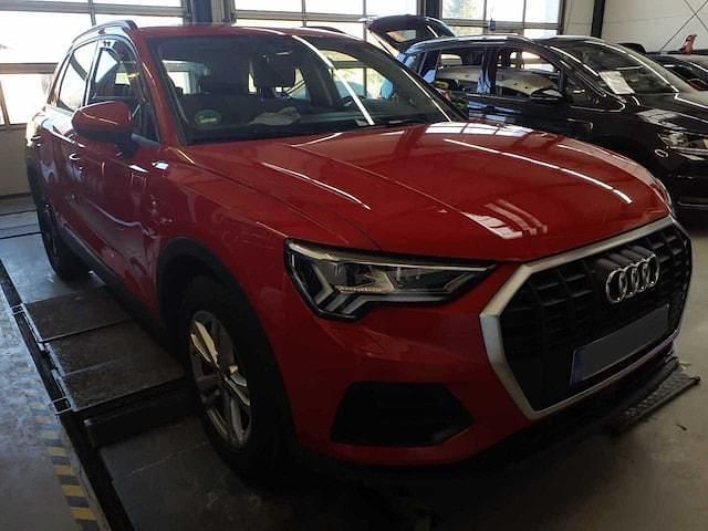 Gebraucht Audi Q3 Ambiente 150 PS (110 kW) 2020 Tangorot metallic SUV