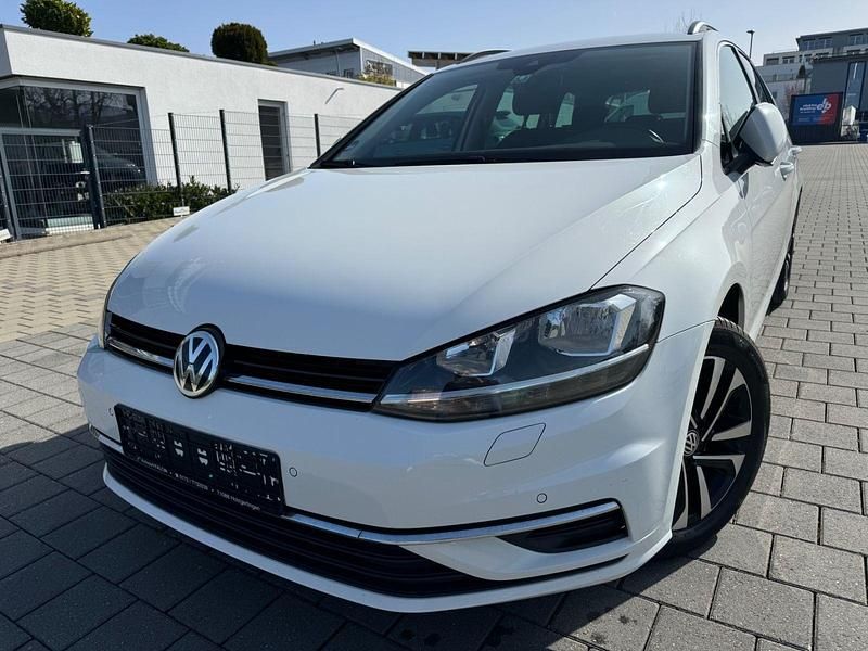 Gebraucht VW Golf VII United 150 PS (110 kW) 2020 Weiß Kombi