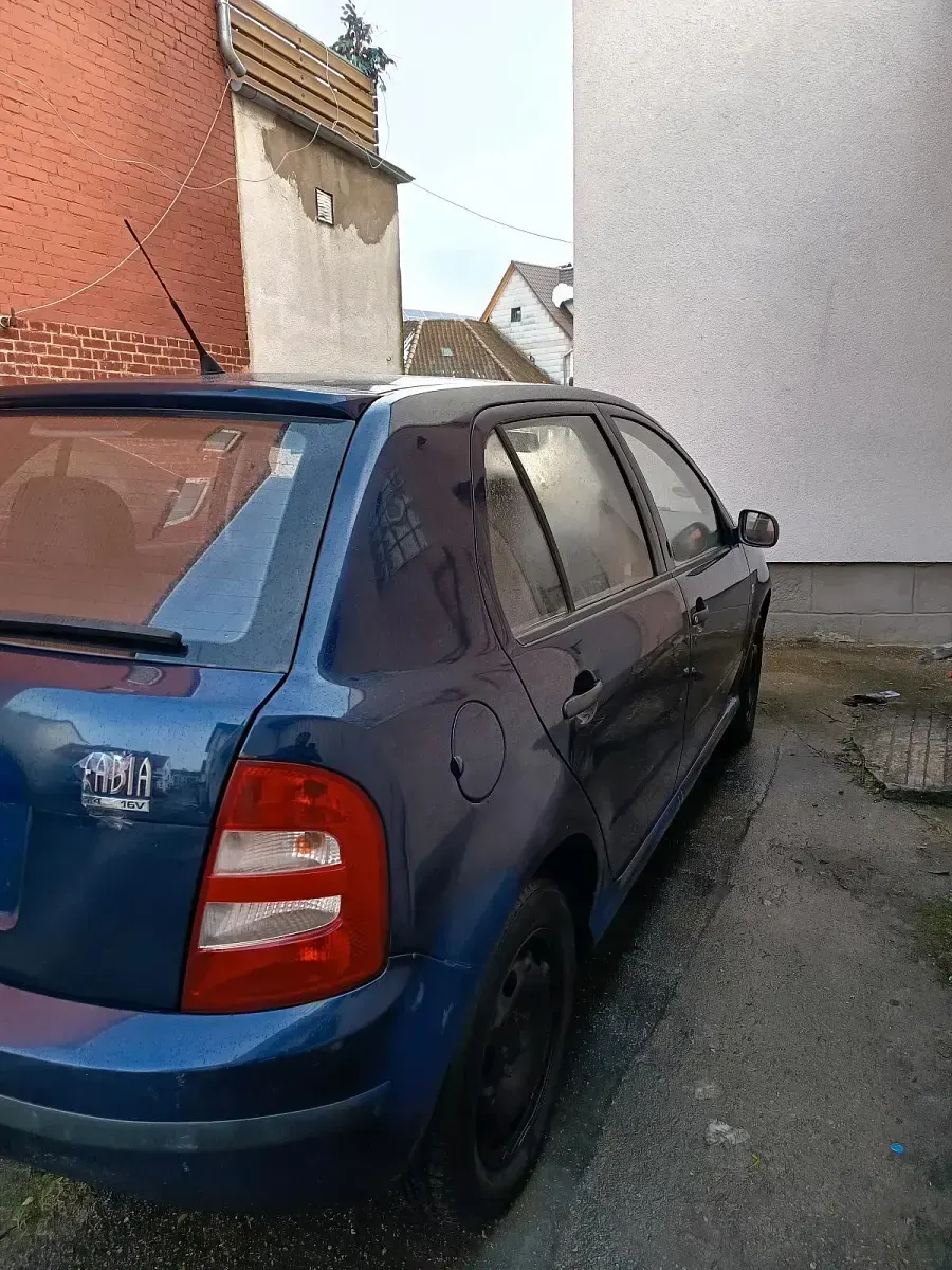 Gebraucht Skoda Octavia 75 PS (55 kW) 2003 Blau Limousine