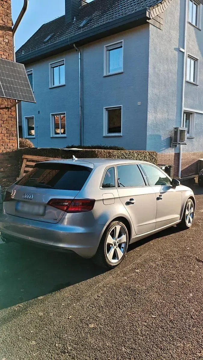 Gebraucht Audi A3 Sportback S-Line 184 PS (135 kW) 2014 Silber Kleinwagen