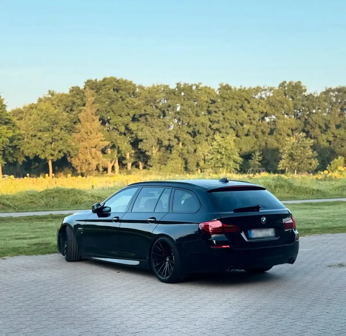 Gebraucht BMW 535 M Sport 313 PS (230 kW) 2015 Schwarz Kombi