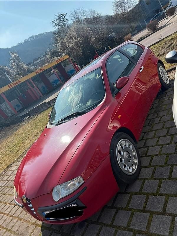 Gebraucht Alfa Romeo 147 150 PS (110 kW) 2002 Rot Kleinwagen