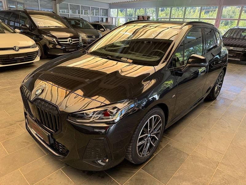 Gebraucht BMW 220 M Sport 163 PS (119 kW) 2025 Schwarz SUV