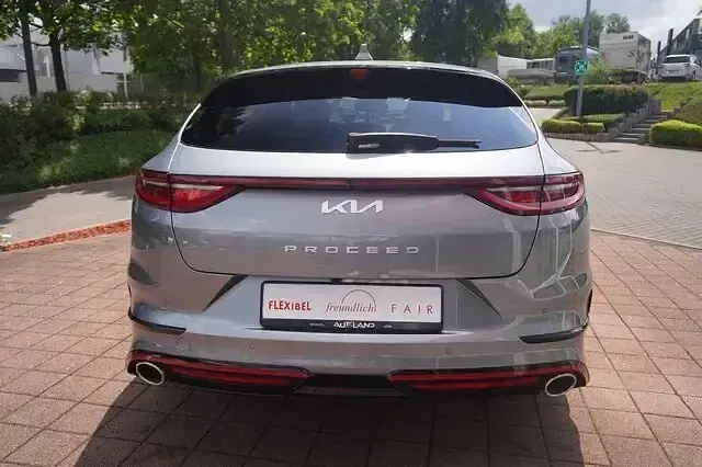 Gebraucht Kia ProCeed GT 204 PS (150 kW) 2023 Grau metallic Kombi