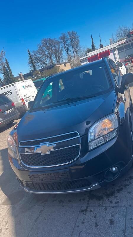 Schwarz Gebraucht 2012 Chevrolet Orlando Van / Kleinbus | 7.000 € (Fairer Preis) - Bild 1/4
