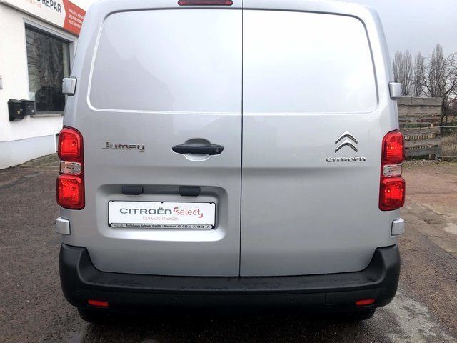 Używany Citroën Jumpy Business Class 122 KM (89 kW) 2018 Srebrny Minivan