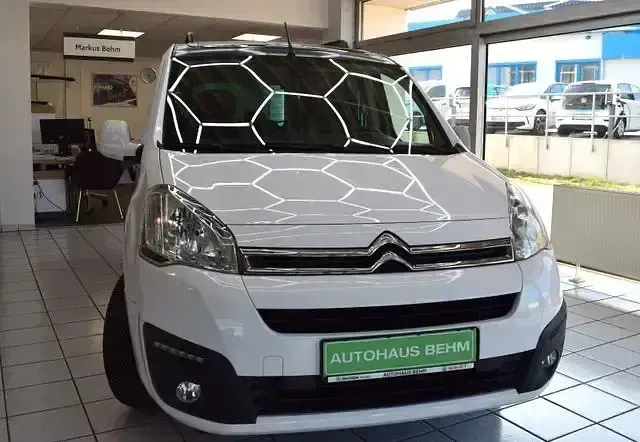 Gebraucht Citroën e-Berlingo 99 PS (72 kW) 2016 Weiß Kombi