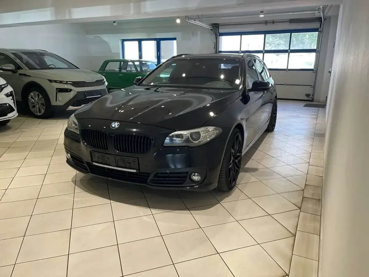 Gebraucht BMW 518 150 PS (110 kW) 2017 Schwarz Kombi