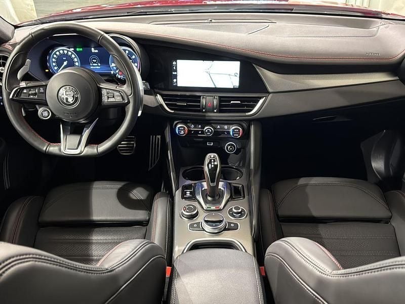 Gebraucht Alfa Romeo Giulia Competizione 280 PS (205 kW) 2023 Rot Limousine