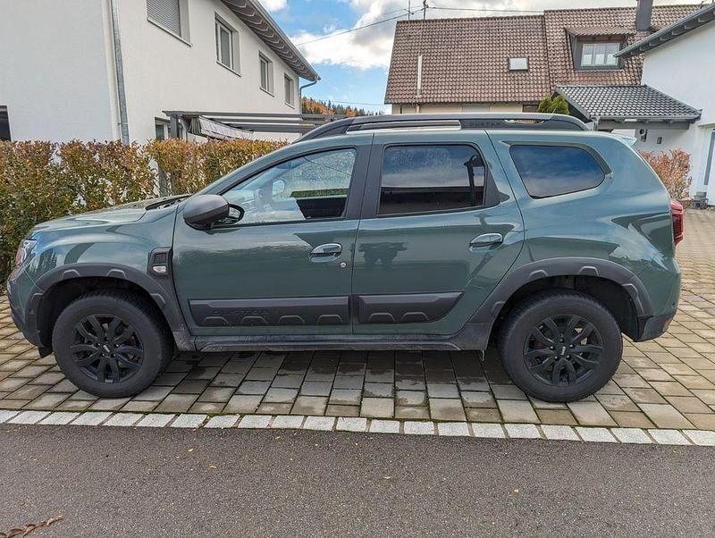 Gebraucht Dacia Duster Journey 101 PS (74 kW) 2022 Grün SUV
