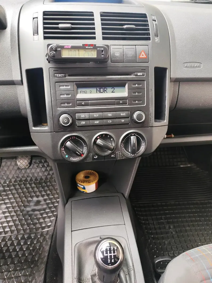 Gebraucht VW Polo 70 PS (51 kW) 2007 Grau Kleinwagen