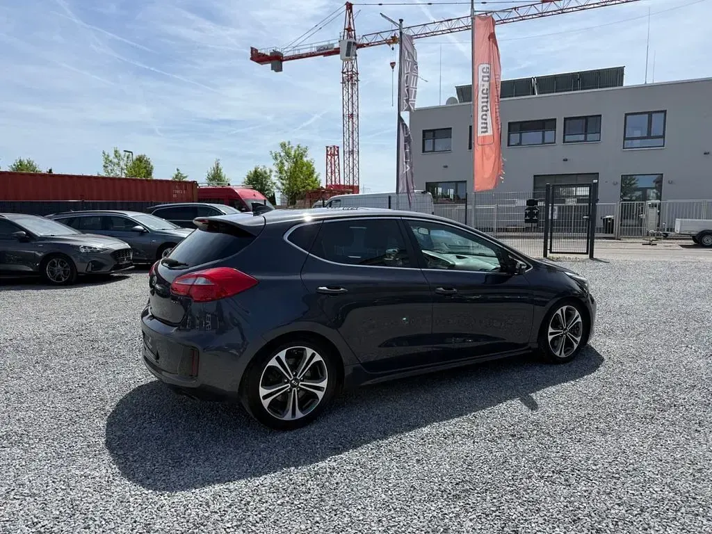 Gebraucht Kia Ceed GT-Line 120 PS (88 kW) 2018 (e5b) winchestergrau met. Kleinwagen