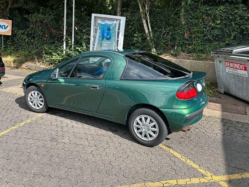 Gebraucht Opel Tigra 90 PS (66 kW) 1997 Grün Coupé