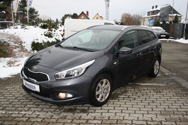 Usata Kia Ceed 99 CV (72 kW) 2013 Grigio Utilitaria