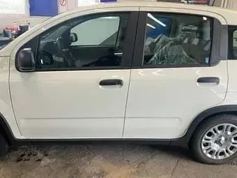 Gebraucht Fiat Panda 69 PS (50 kW) 2025 Weiß Kleinwagen