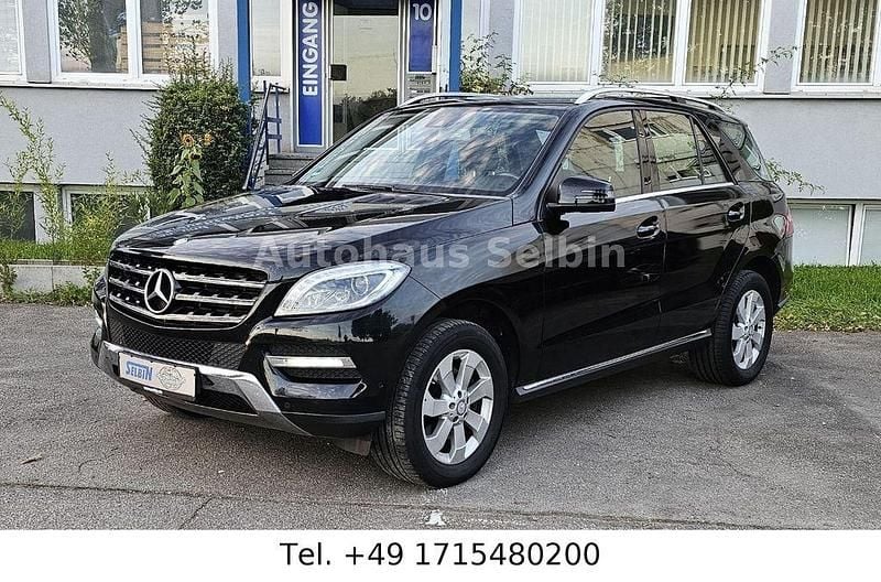 Schwarz Gebraucht 2015 Mercedes ML250 SUV | 17.700 € (Guter Preis) - Bild 1/4
