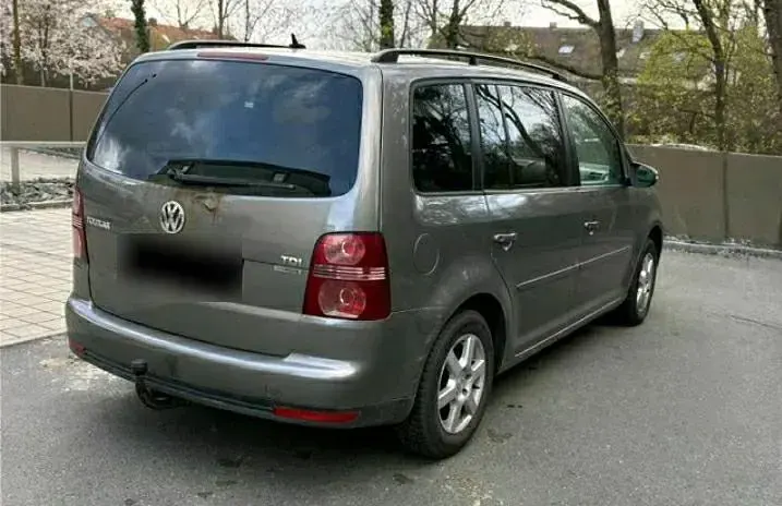 Gebraucht VW Touran 105 PS (77 kW) 2009 Grau Van / Kleinbus