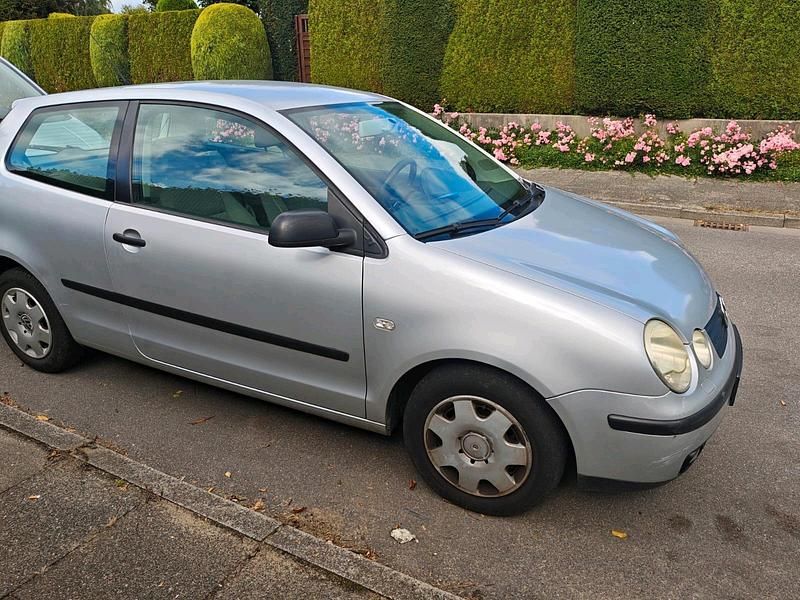 Silber Gebraucht 2002 VW Polo Kleinwagen | 1.599 € (Fairer Preis) - Bild 1/3
