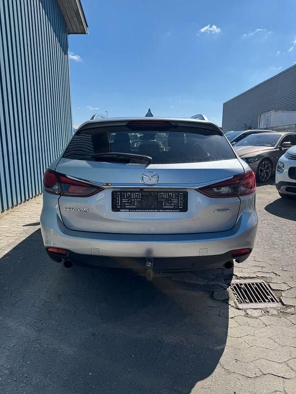 Usado Mazda 6 150 HP (110 kW) 2017 Prateado Carrinha