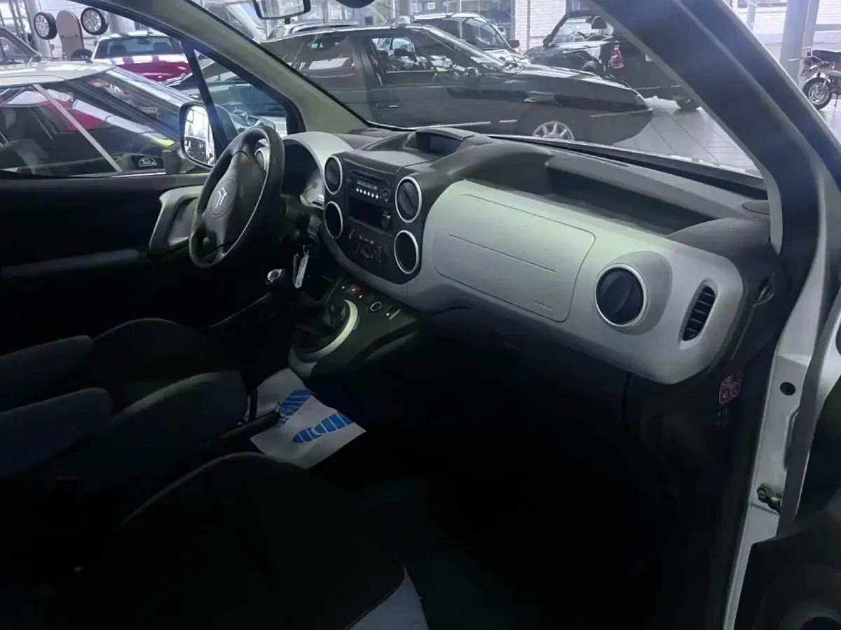 Gebraucht Citroën e-Berlingo 98 PS (72 kW) 2013 Grau Van / Kleinbus