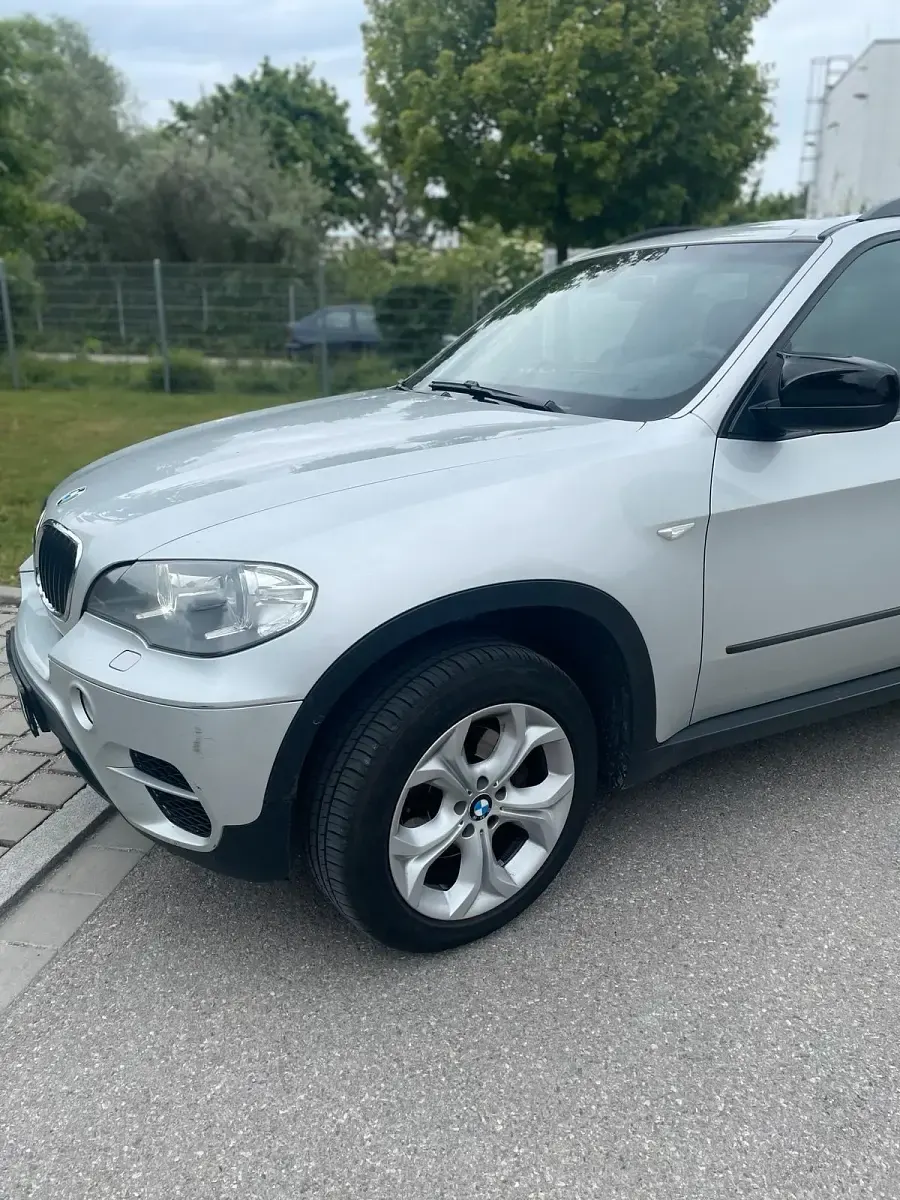Gebraucht BMW X5 245 PS (180 kW) 2013 Silber SUV