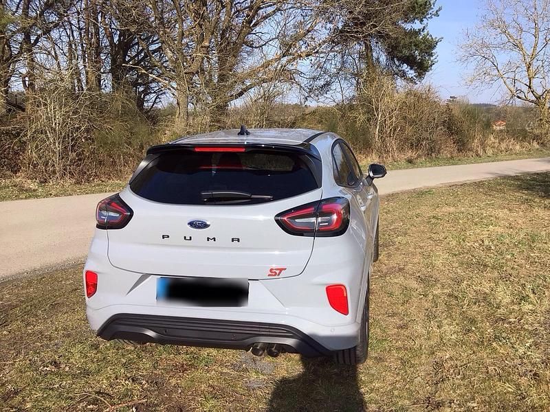 Gebraucht Ford Puma ST 200 PS (147 kW) 2024 Grau SUV
