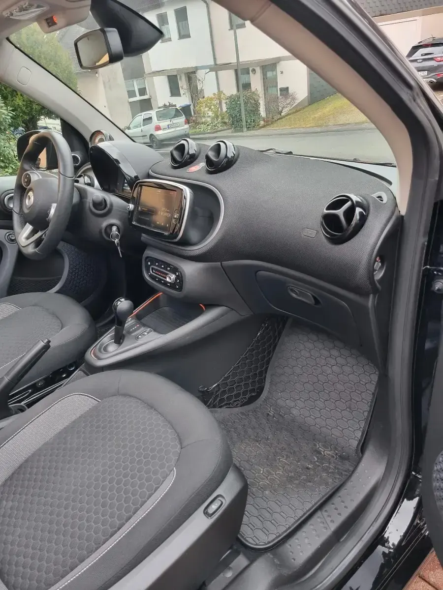 Gebraucht Smart ForTwo Electric Drive 60 kW (82 PS) 2021 Rot Cabrio