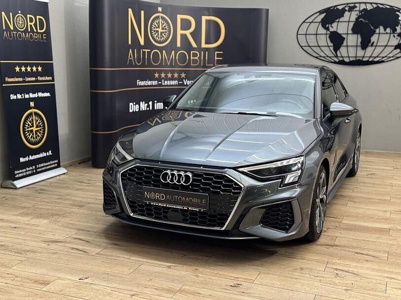 Daytonagrau perleffekt (metallic) Gebraucht 2023 Audi A3 S-Line Limousine | 27.469 € (Teuer) - Bild 1/3