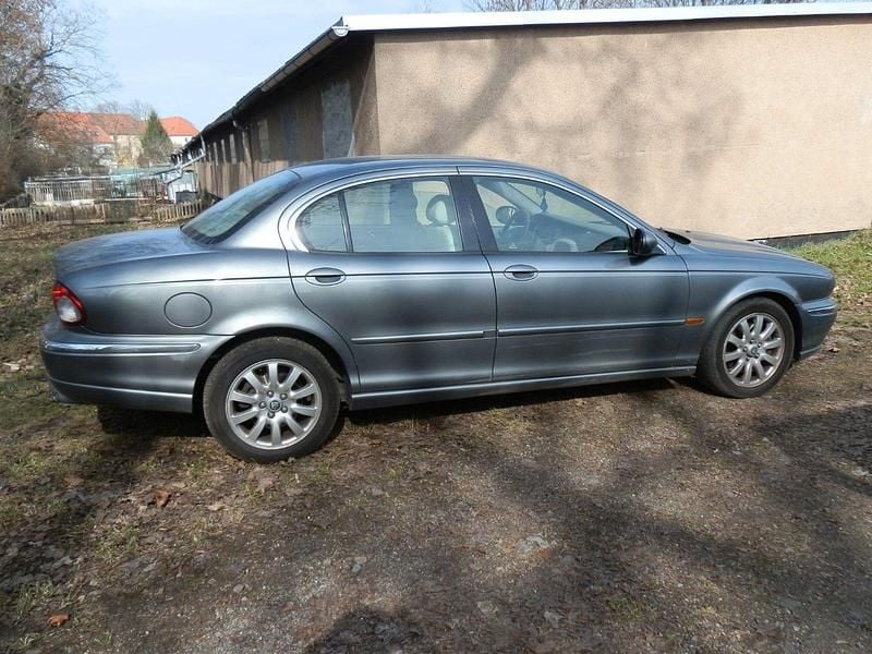 Gebraucht Jaguar X-type Executive 196 PS (144 kW) 2002 Grau Limousine