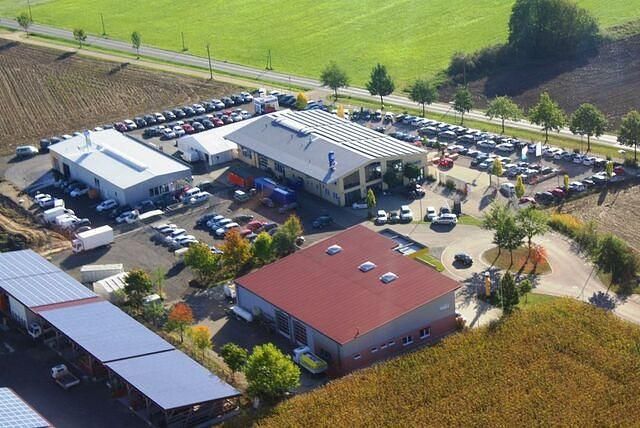 Gebraucht VW Multivan 150 PS (110 kW) 2024 Grau Van