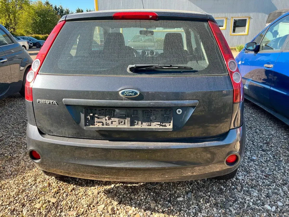 Gebraucht Ford Fiesta 60 PS (44 kW) 2007 Schwarz Kleinwagen