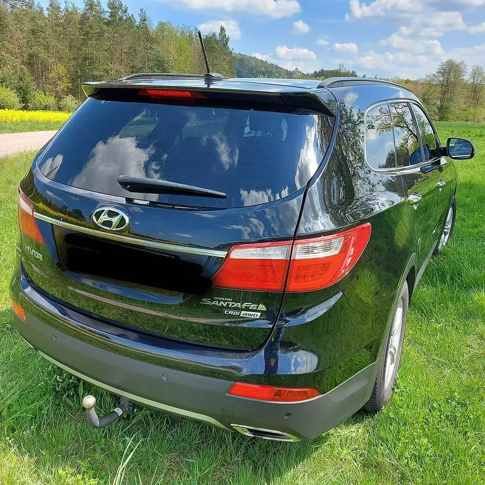 Gebraucht Hyundai Grand Santa Fe Premium 197 PS (144 kW) 2014 Schwarz SUV