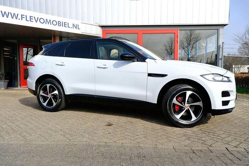 Gebraucht Jaguar F-Pace 250 PS (183 kW) 2019 Weiß SUV