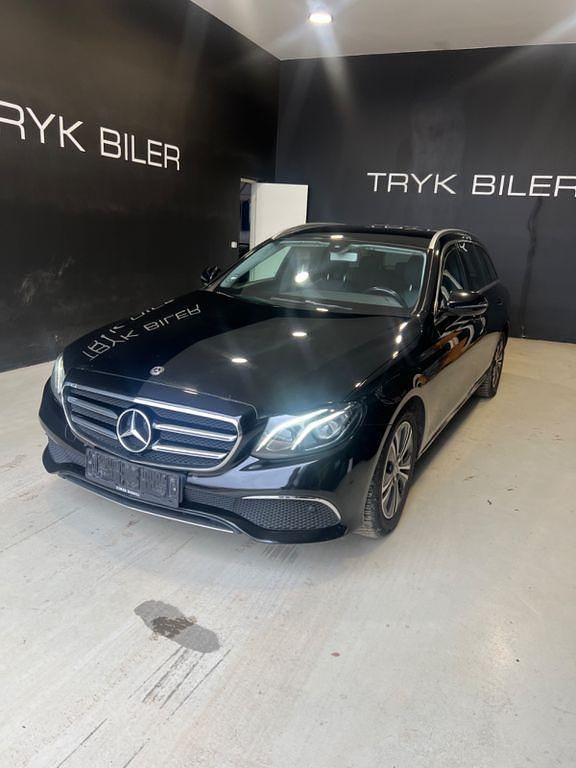 Schwarz Gebraucht 2019 Mercedes E200 Kombi | 9.000 € (Teuer) - Bild 1/4
