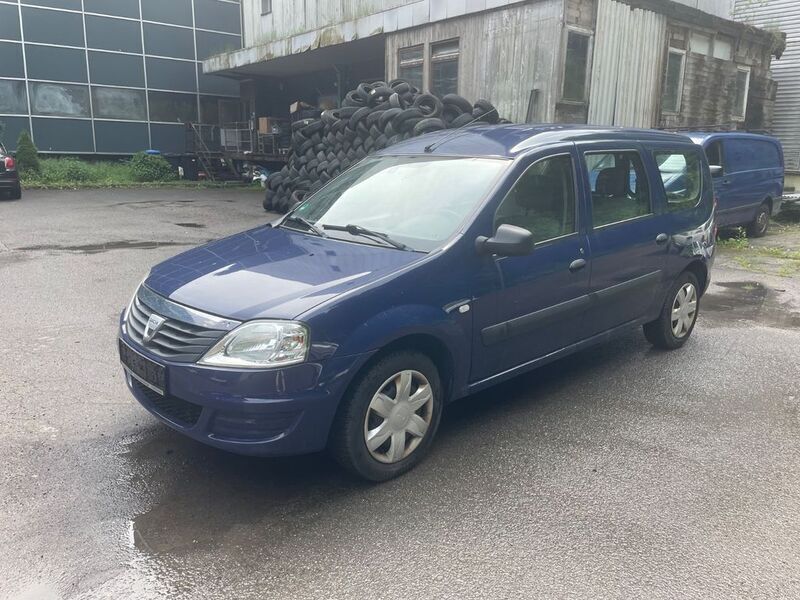 Blau Gebraucht 2009 Dacia Logan Ambiance Limousine | 950 € (Superpreis) - Bild 1/4