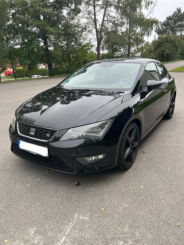 Schwarz Gebraucht 2014 Seat Leon FR Limousine | 9.000 € (Etwas zu teuer) - Bild 1/4