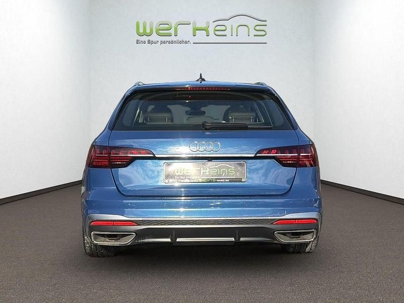 Gebraucht Audi A4 S-Line 204 PS (150 kW) 2023 Blau (metallic) Kombi