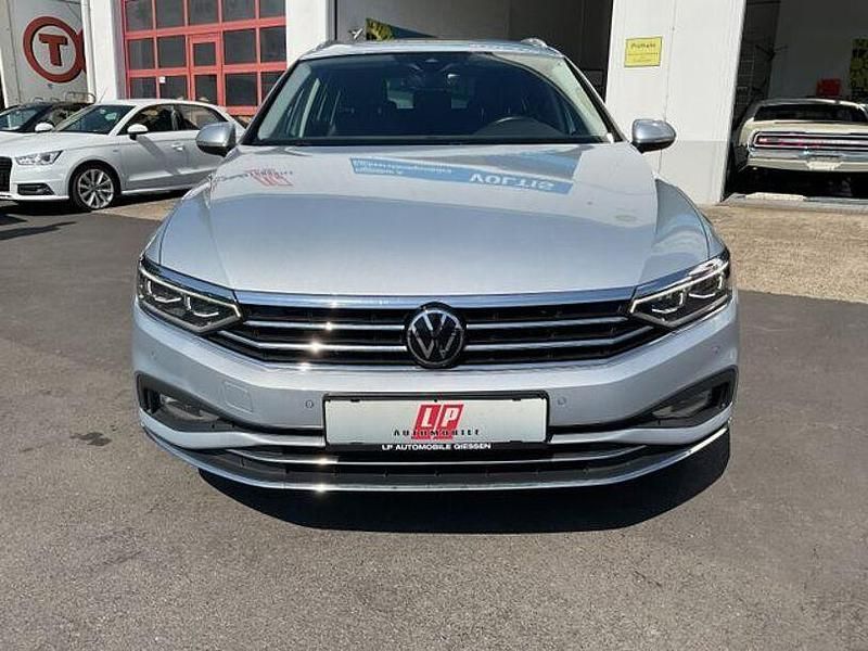 Gebraucht VW Passat Elegance 200 PS (147 kW) 2023 Andere Kombi
